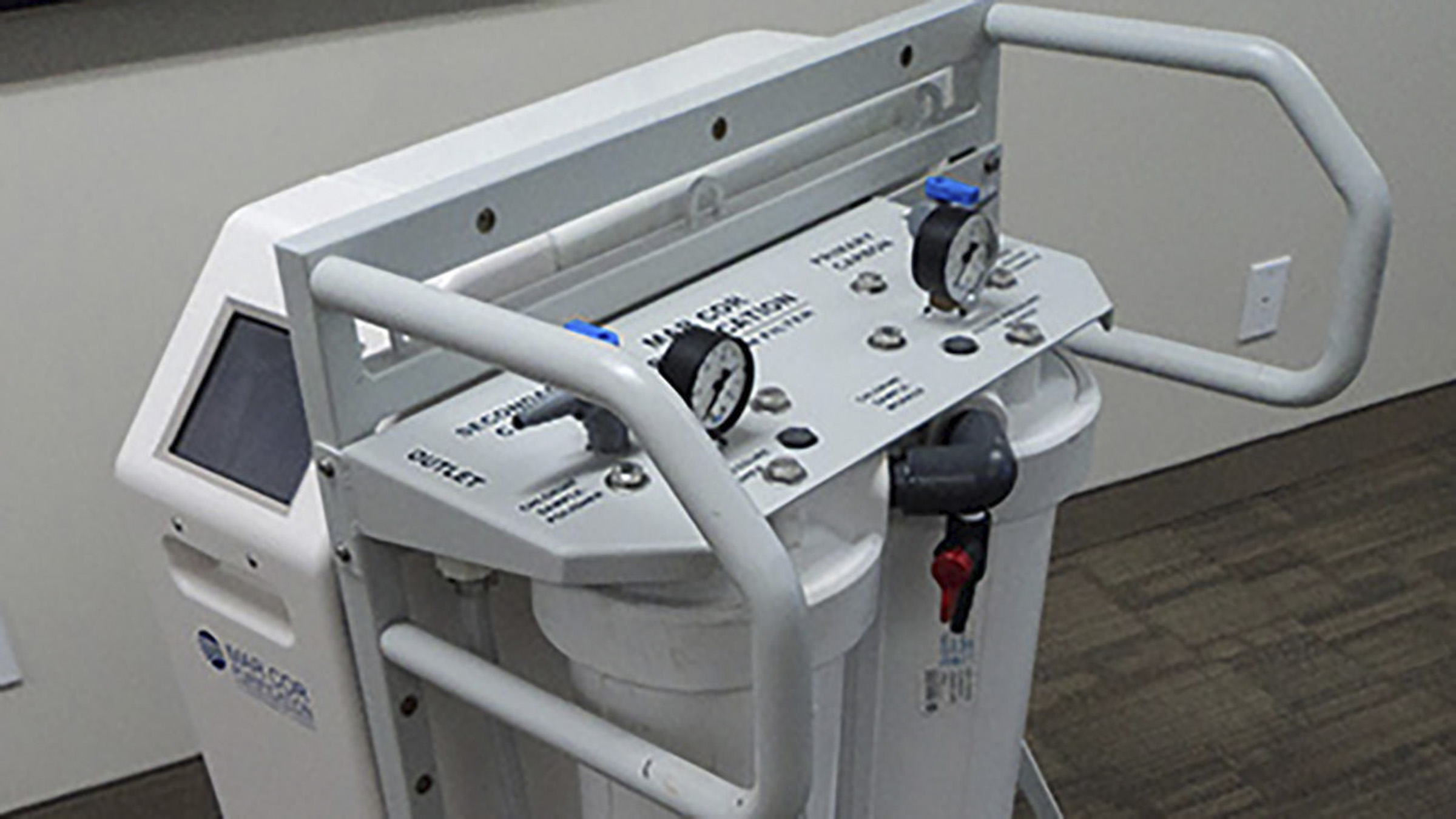 mcp001 medical cart 37